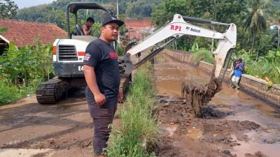 Daerah Irigasi Burujul Sumedang di Normalisasi