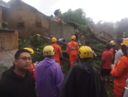 15 Unit Rumah Di Cimanggung Rusak Diterjang Angin Puting Beliung