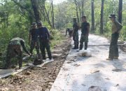 Capai Hasil Maksimal, Pemadatan Jalan Terus Dilakukan Satgas TMMD ke-116 Kodim 0610/ Sumedang