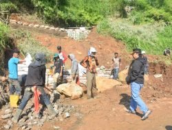 Kepemimpinan Tegas dari Herman Suryatman Dalam Menangani Dampak Longsor di Wilayahnya