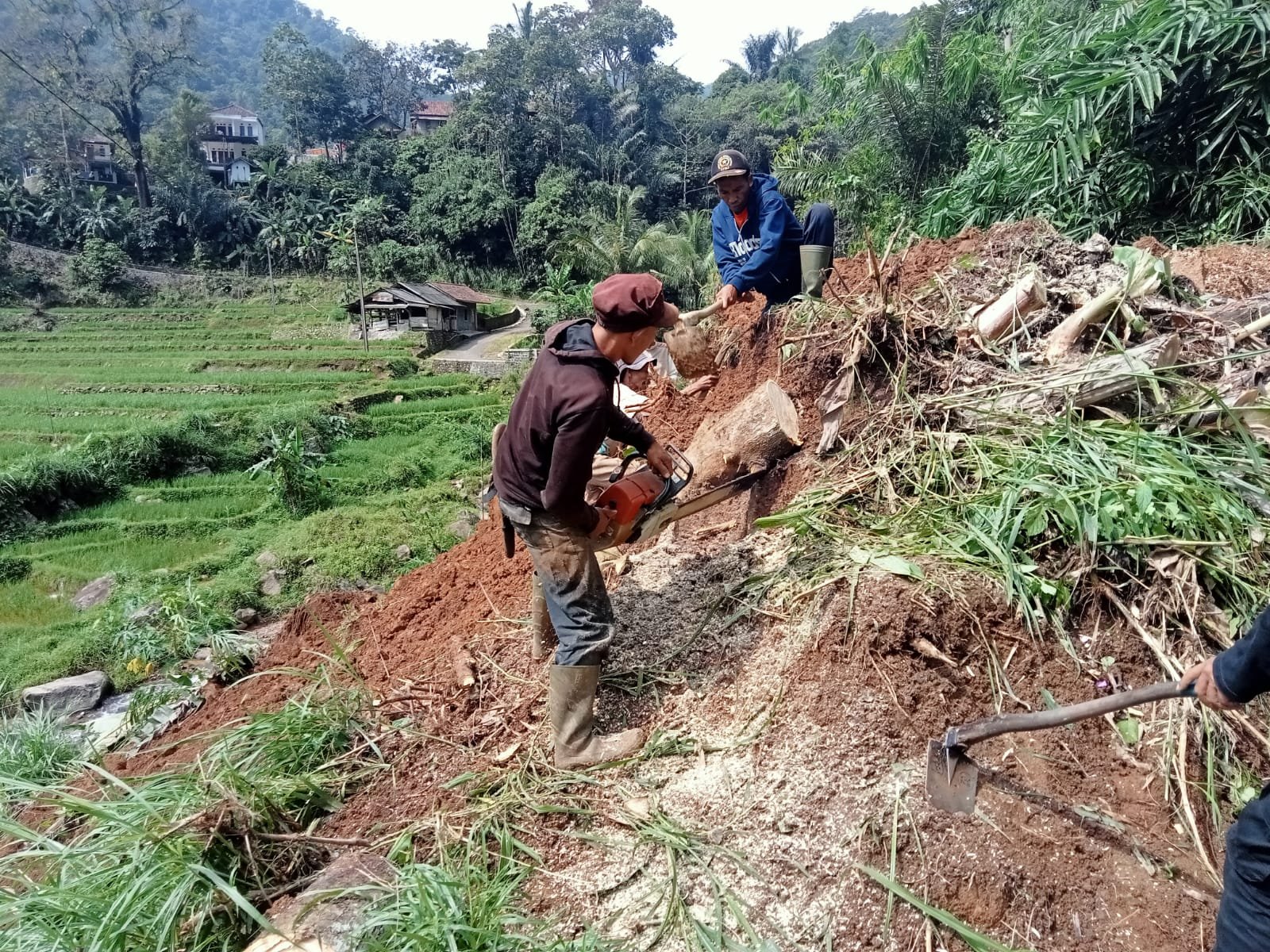 Longsor di Bangbayang Sumedang