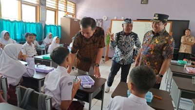 Sumedang Jadi Percontohan! Gubernur Tinjau Langsung Program Makan Siang Bergizi