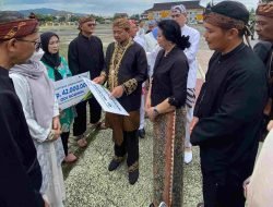 Di Momen Hari Jadi Sumedang, BPJS Ketenagakerjaan Serahkan Santunan JKK dan JKM Sebesar Rp 546 Juta